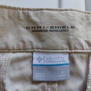 Columbia Omni-Shield. Size 8